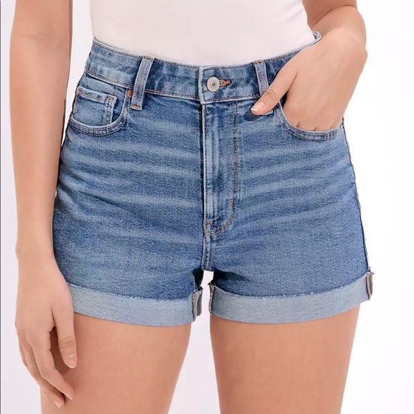 American Eagle Outfitters Pants - NWT American Eagle super high rise mom short stretch